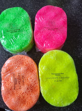 Load image into Gallery viewer, Exfoliating soap sponge